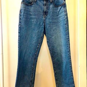 Madewell The Perfect Vintage Jeans in Ainsworth wash, size 29.